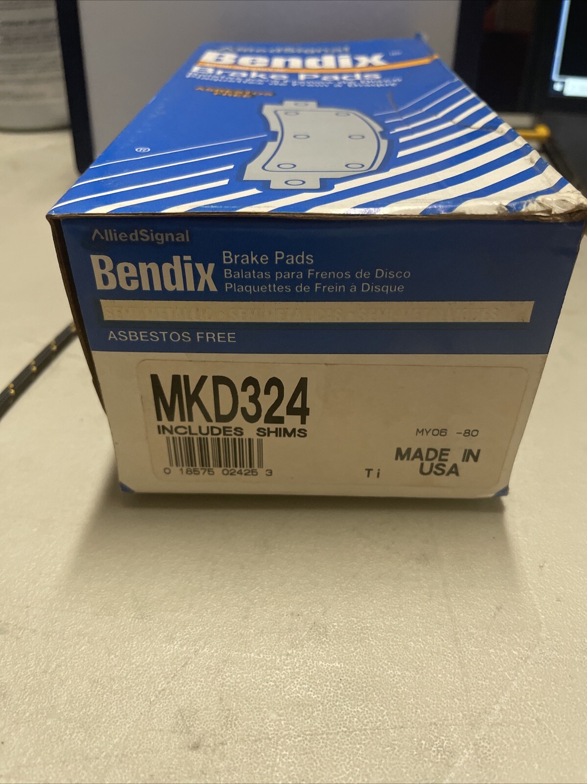 Bendix MKD324 Semi-Metallic Disc Brake Pads - Made in USA - Image 4