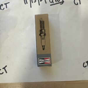 Champion 401 Copper Plus Spark Plug RS12YC