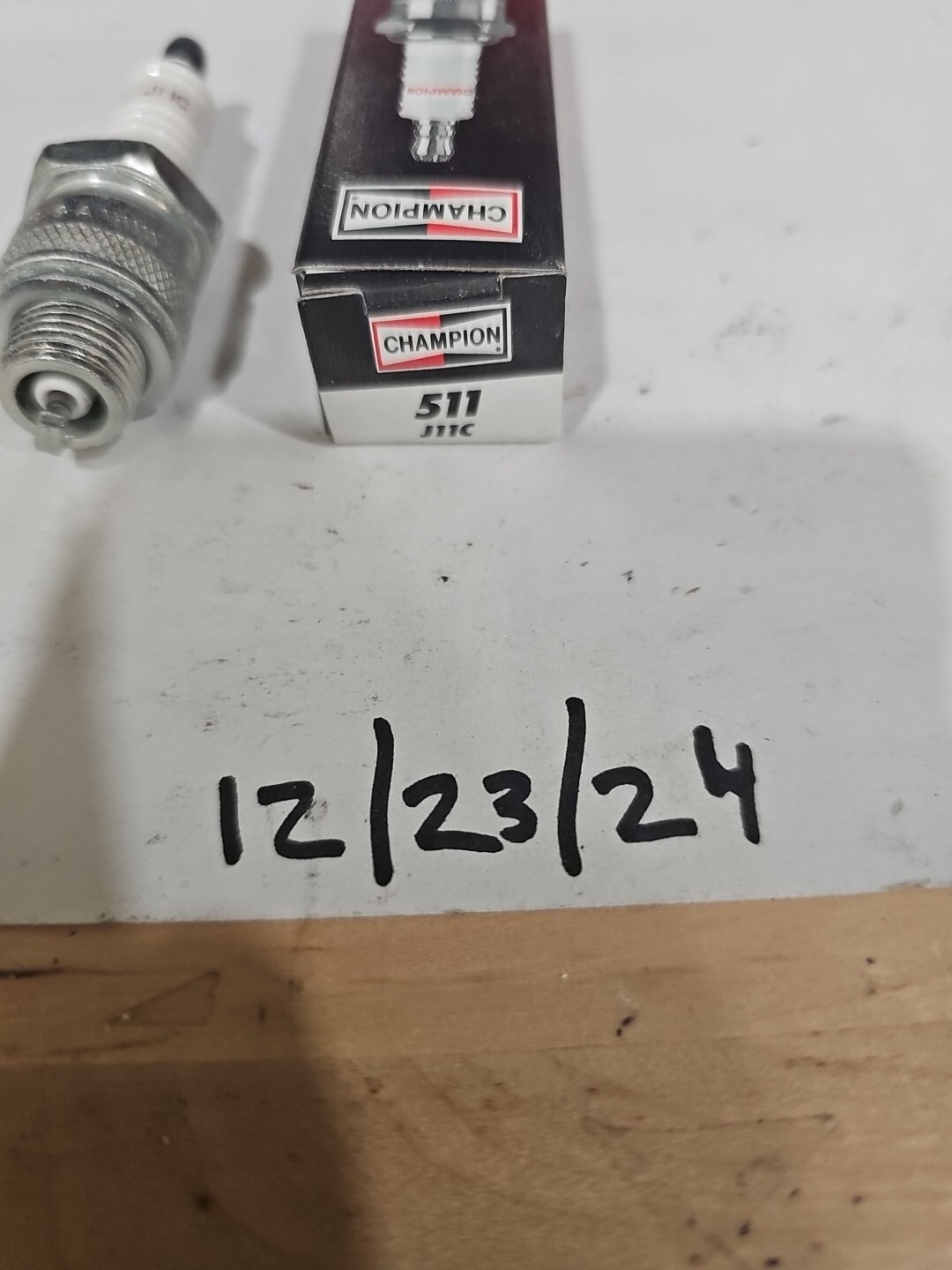 Champion 511 J11C Spark Plug NEW - Image 3