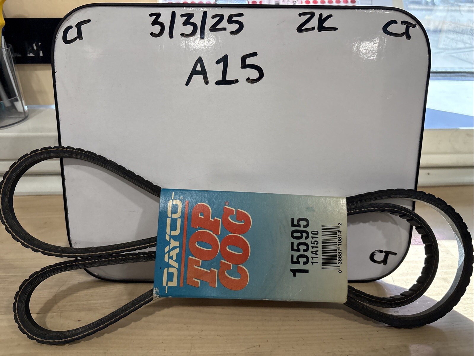 Dayco Top Cog 15595 Premium Industrial V-Belt Gates 7585 Made in USA!