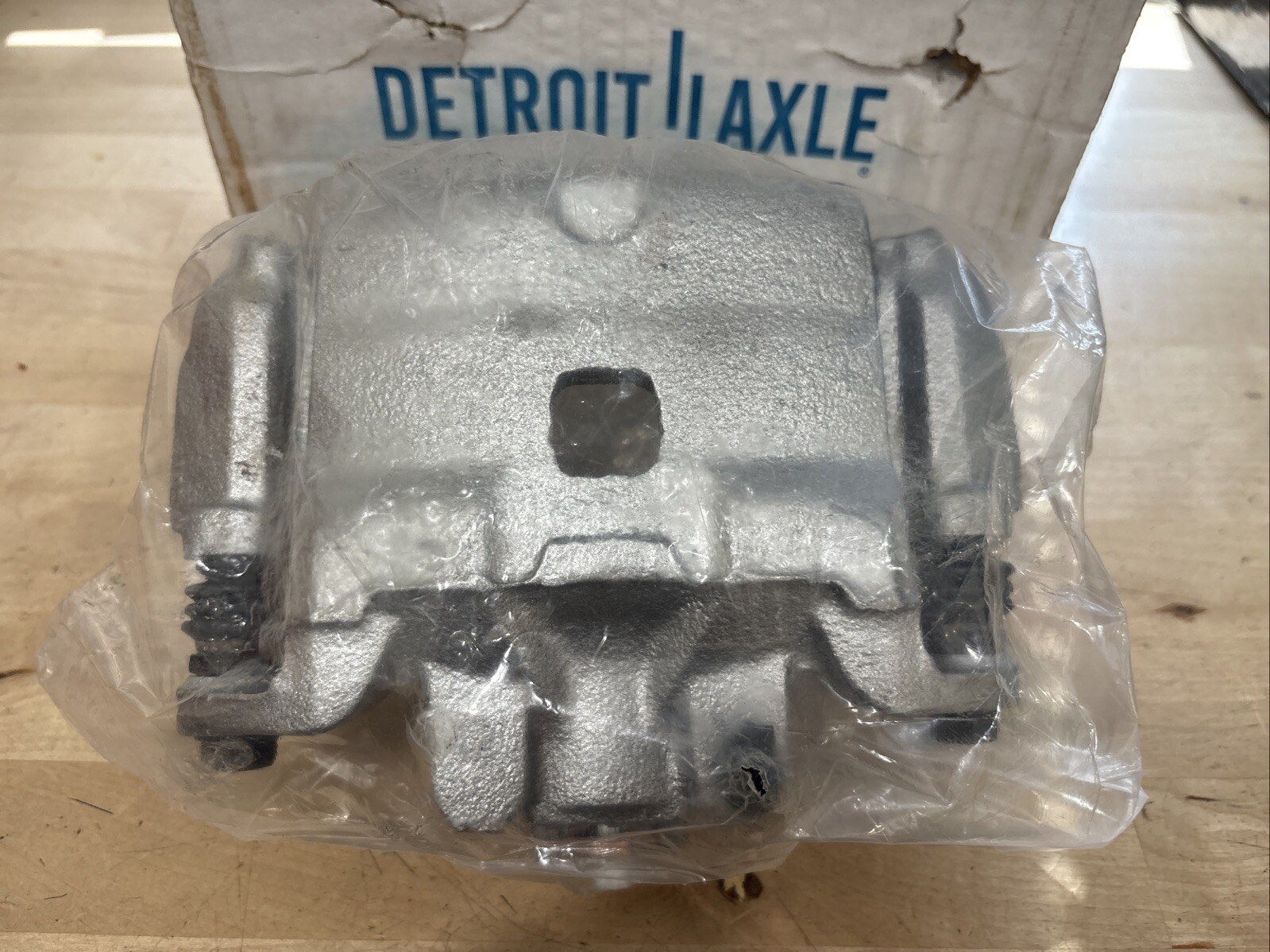 Detroit Axle B7103 Front Brake Caliper for Nissan Altima & Leaf - Image 4