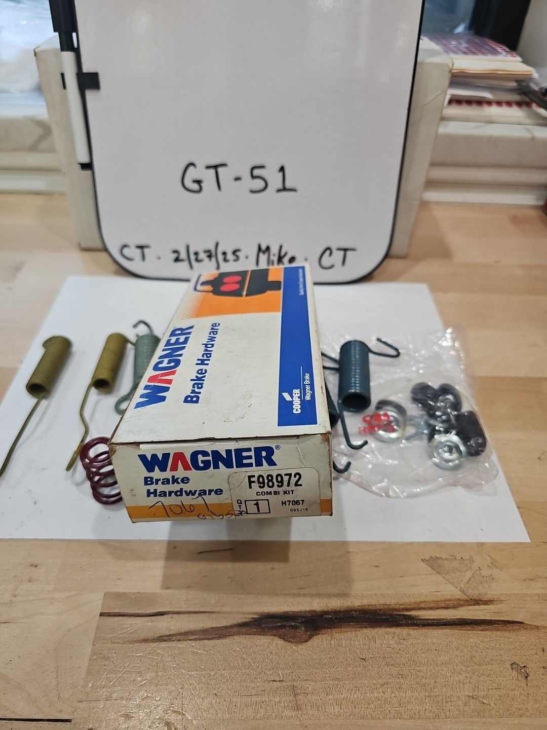 Drum Brake Hardware Kit Rear Centric # 118.61026 Replaces HW7279, Wagner F98972 - Image 3