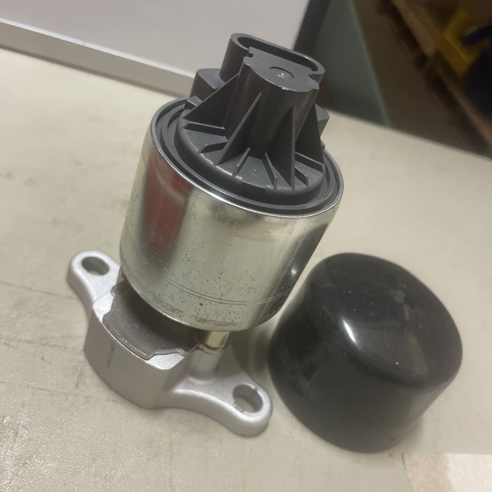 Exhaust Gas Recirculation (EGR) Valve-EGR Valve Standard EGV589T - Image 3