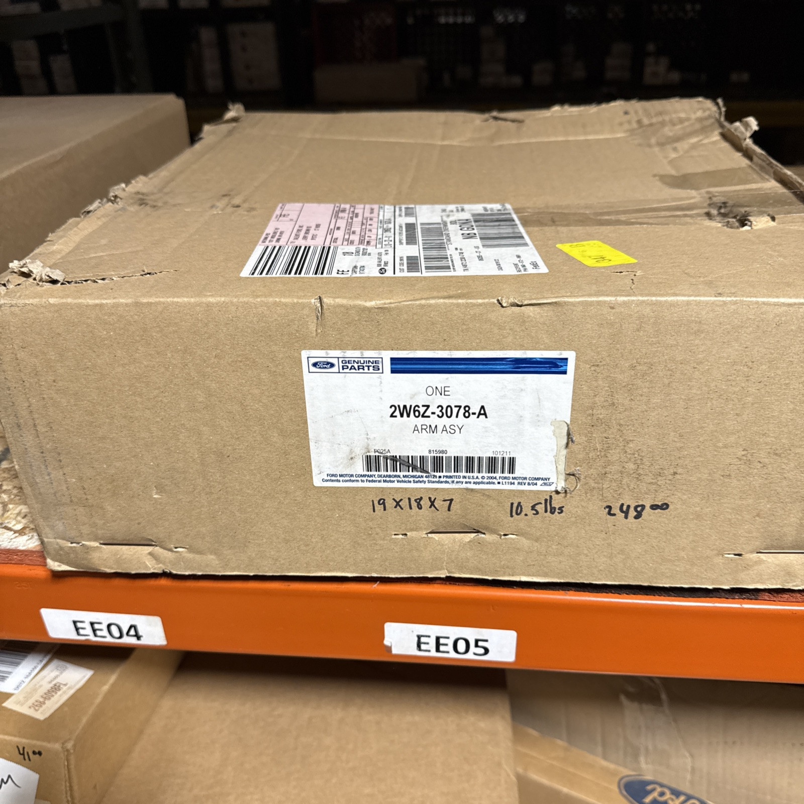 Ford New OEM 2002 Ford Thunderbird RH Passenger Front Lower Control Ar 2w6z3078a