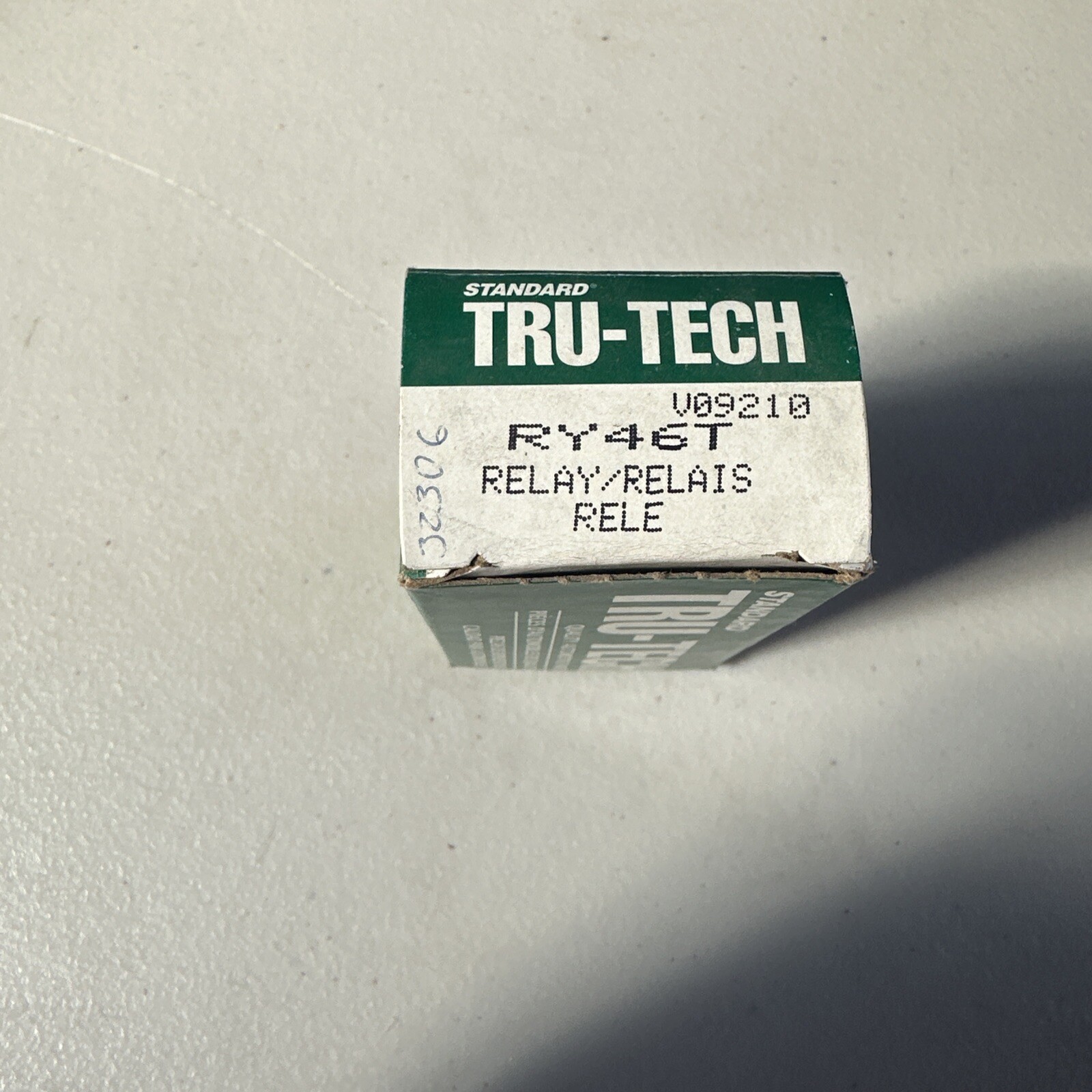 Fuel Pump Relay Standard RY46T