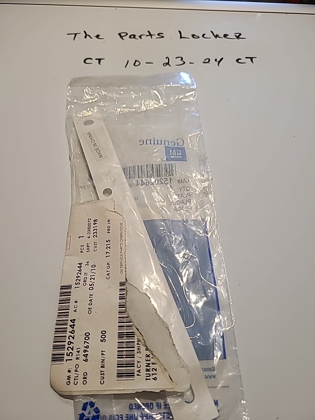 GM Genuine Parts 15292644 Liftgate Decal - Image 3