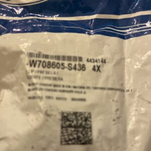 Genuine Ford Box Assembly Retainer Clip -W708605-S436 lot of 4 NEW OEM