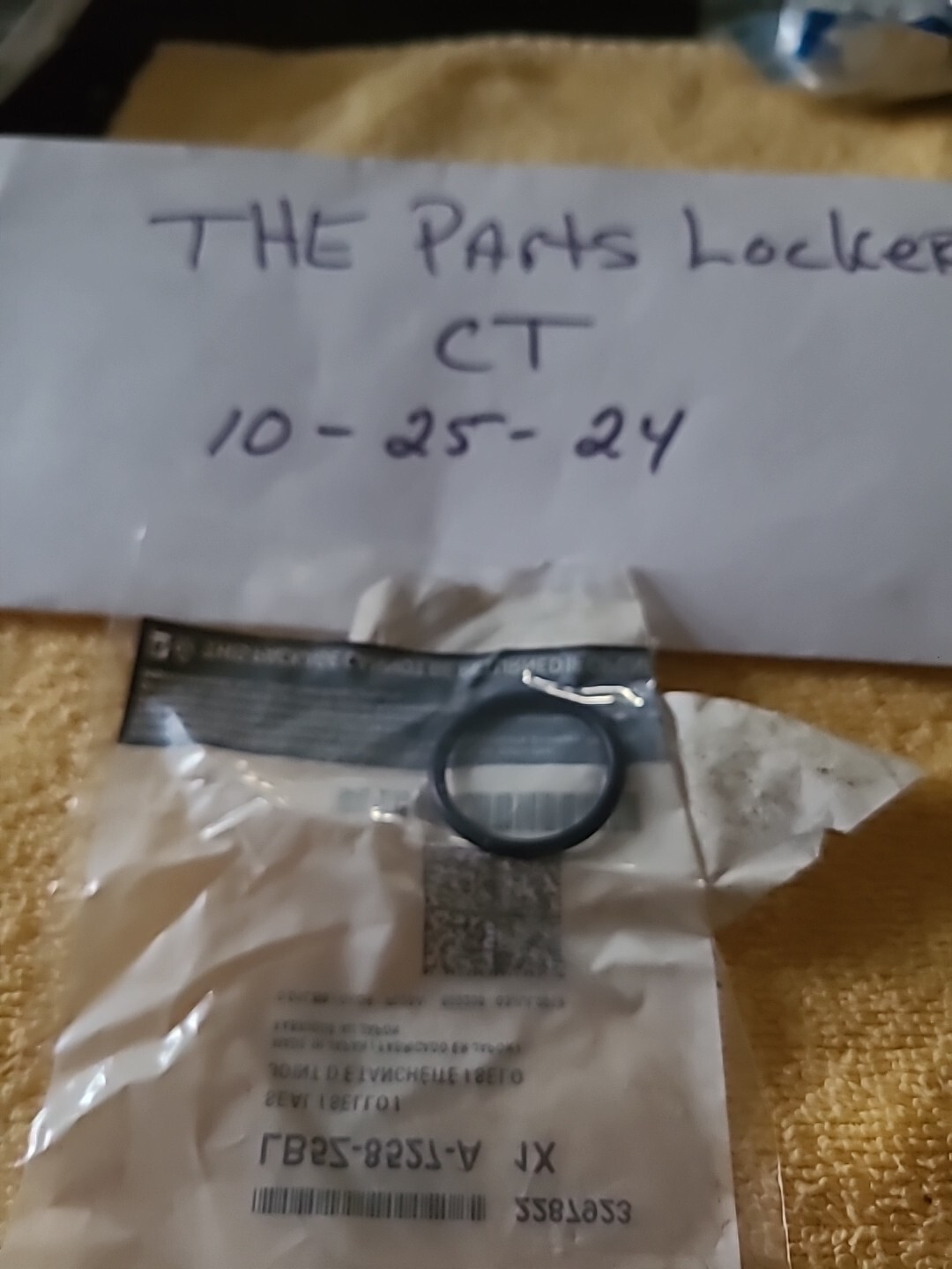 Genuine Ford Egr Tube O-Ring LB5Z-8527-A - Image 3