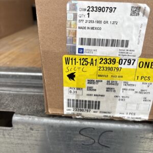 Genuine GM OEM 19-23 Sierra 1500 Radiator Support Side Baffle 23390797