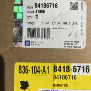 Genuine GM Radiator 84186716 (NIB)