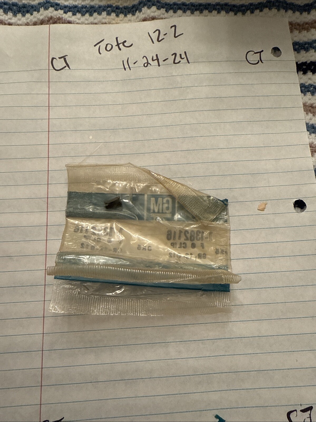 Genuine Gm 1382116 Clip Nos OEM New. - Image 3