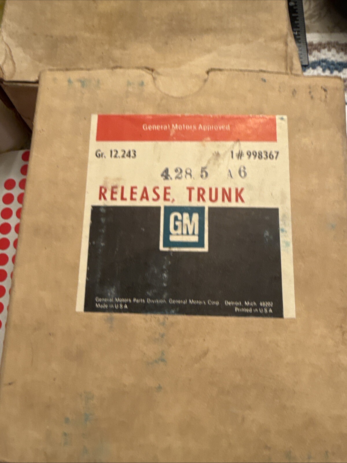 Genuine Gm Trunk Release 998367 Nos OEM - Image 3