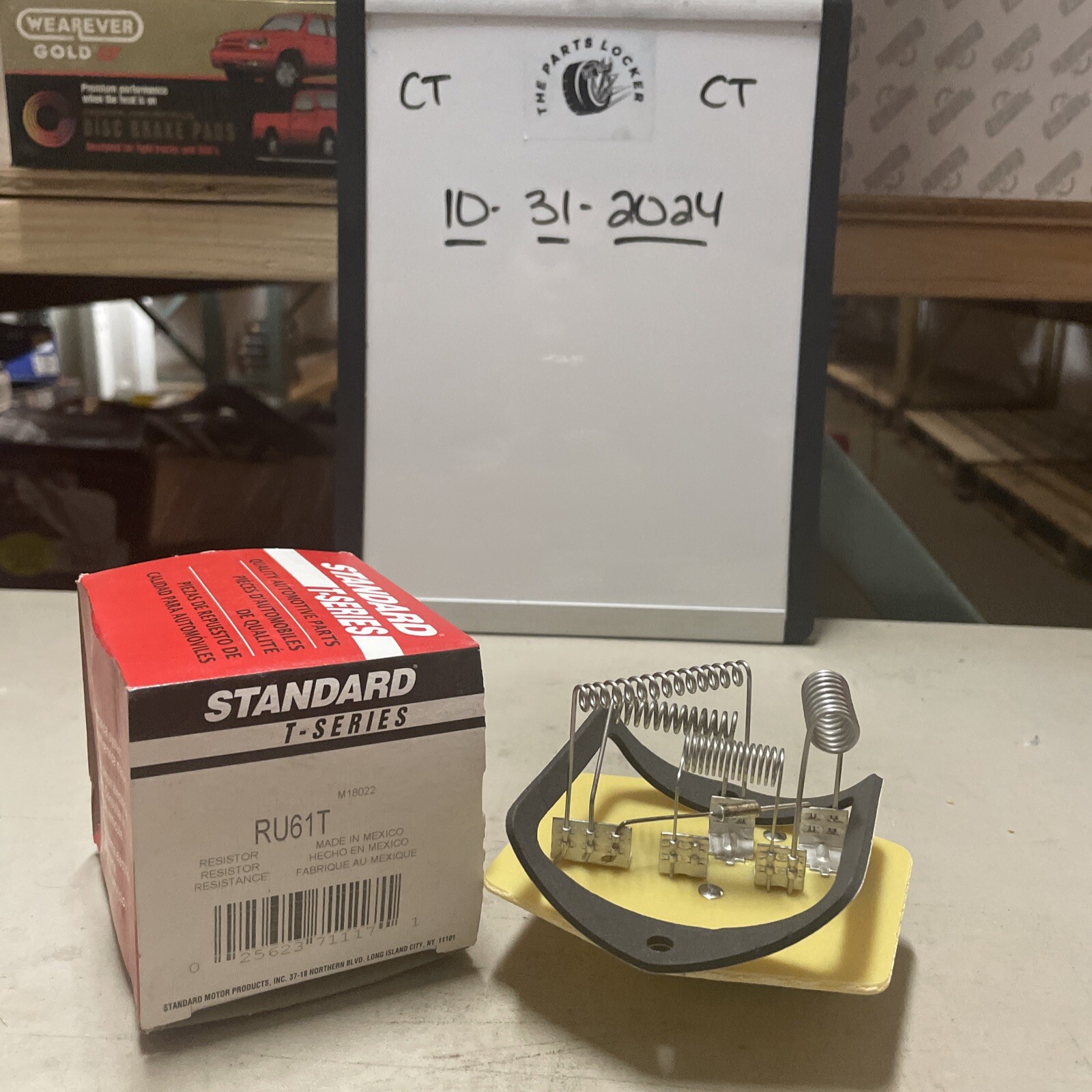 HVAC Blower Motor Resistor Standard RU61T