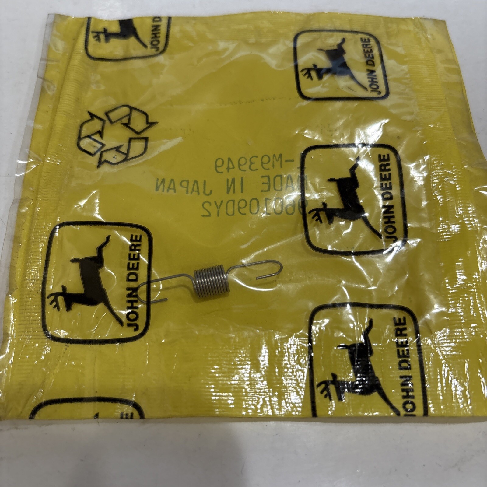 John Deere M93949 SPRING - Image 4