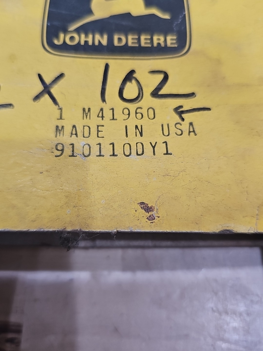 John Deere OEM Deck Belt - Part # M41960 NOS - Image 3