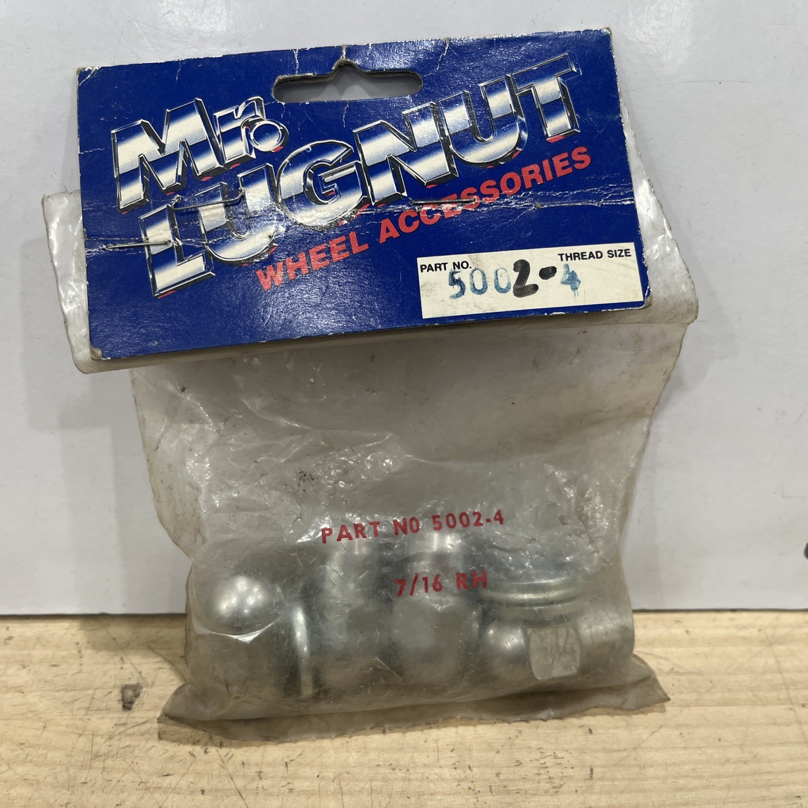 Lug Nut 7/16" RH Closed Mag Mr Lugnut 5002-4 Lot of 4 Nuts - Image 3