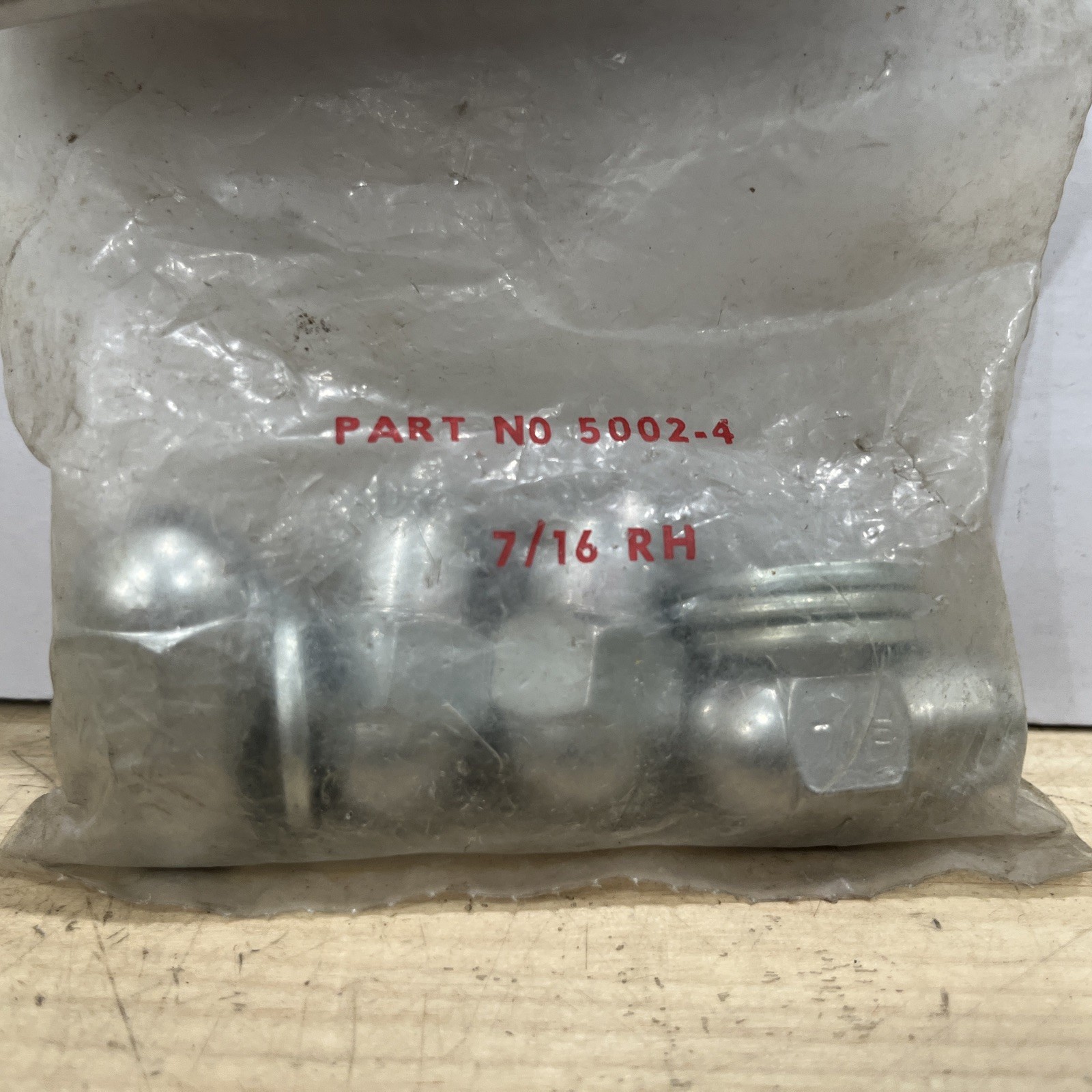 Lug Nut 7/16" RH Closed Mag Mr Lugnut 5002-4 Lot of 4 Nuts - Image 4