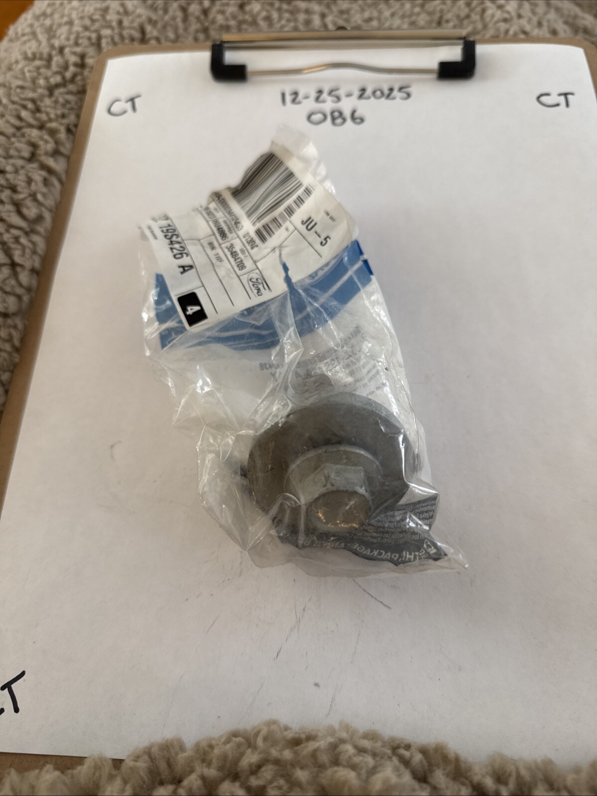 ML3Z19S426A - BOLT AND WASHER ASY - HEX.HEAD - Ford - Image 4