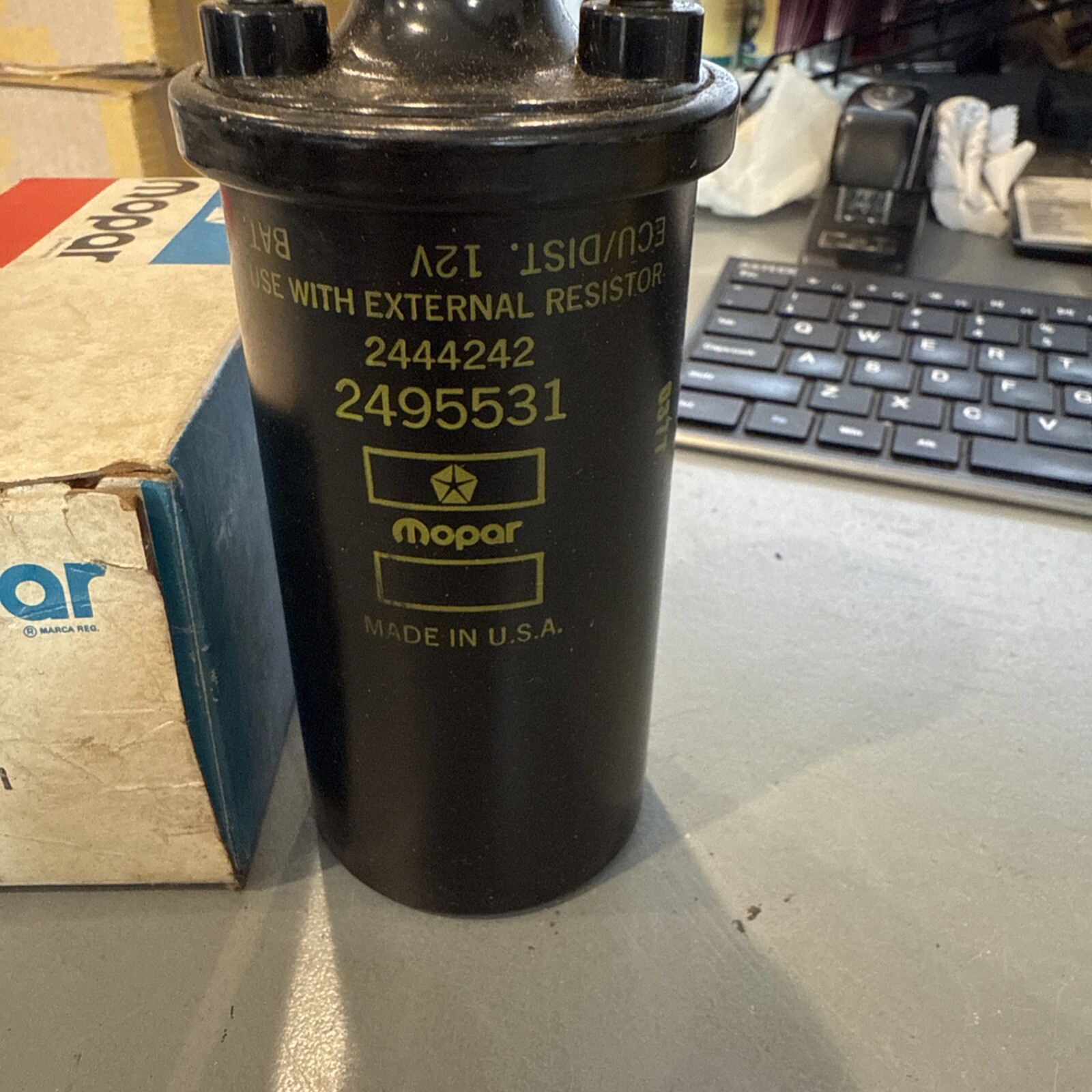 MOPAR NOS yellow letter coil 2495531 new MADE IN USA - Image 3