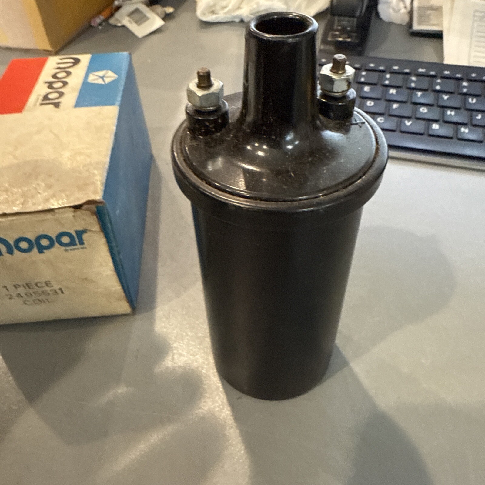 MOPAR NOS yellow letter coil 2495531 new MADE IN USA - Image 5