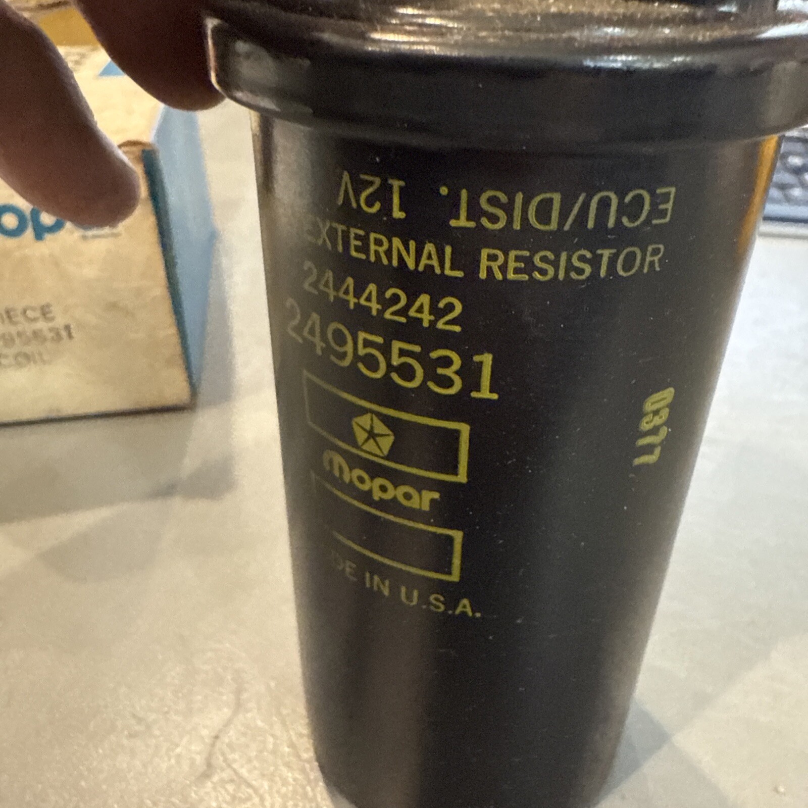 MOPAR NOS yellow letter coil 2495531 new MADE IN USA - Image 9