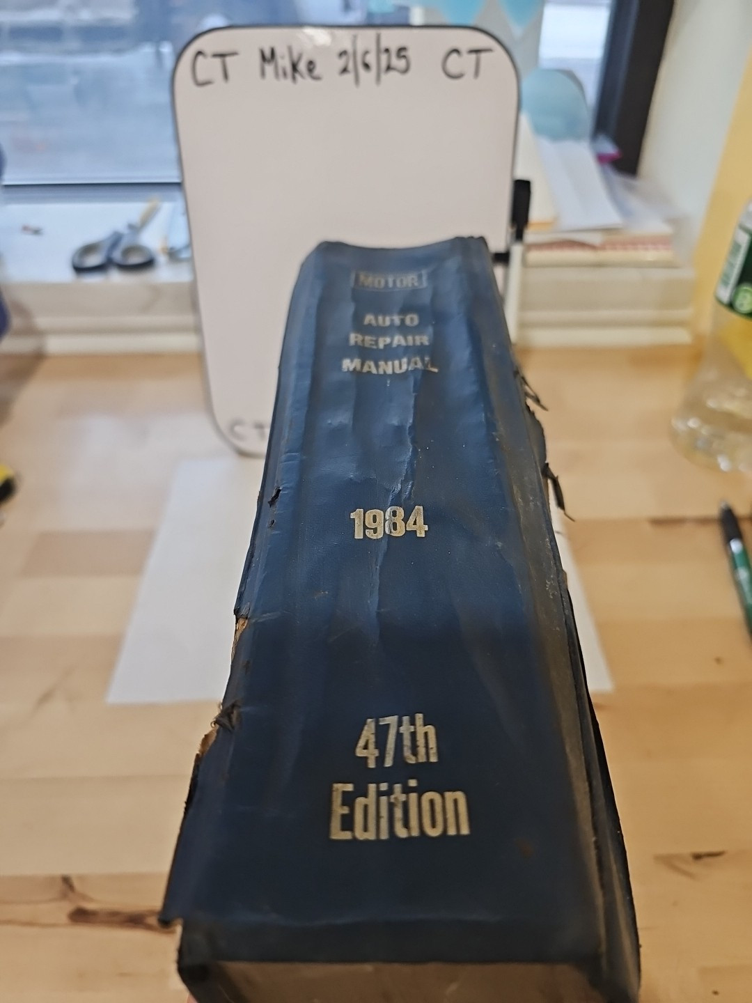 MOTOR AUTO REPAIR MANUAL 1984 PROFESSIONAL SERVICE TRADE EDITION 47th EDITION - Image 3