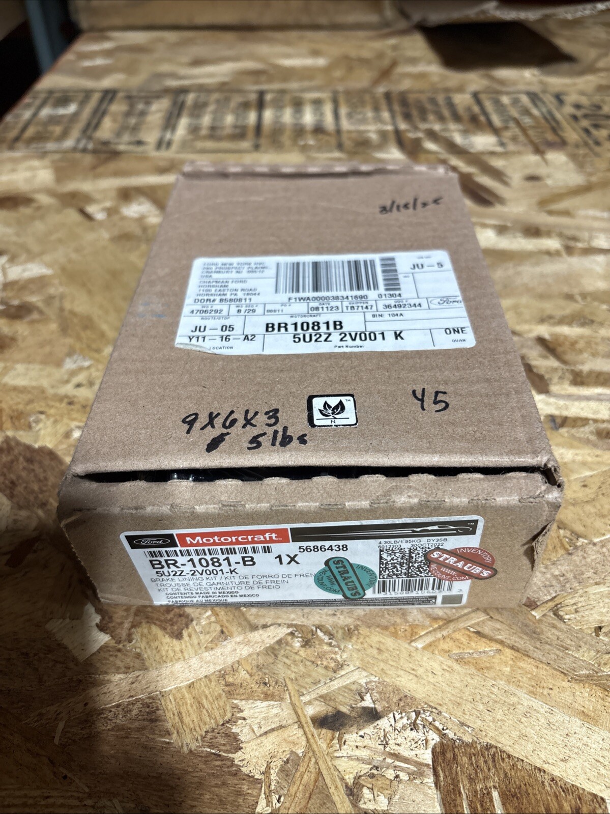 Motorcraft BR1081B Disc Pads and Brake Shoes - Disc Brake Pad Set, Front