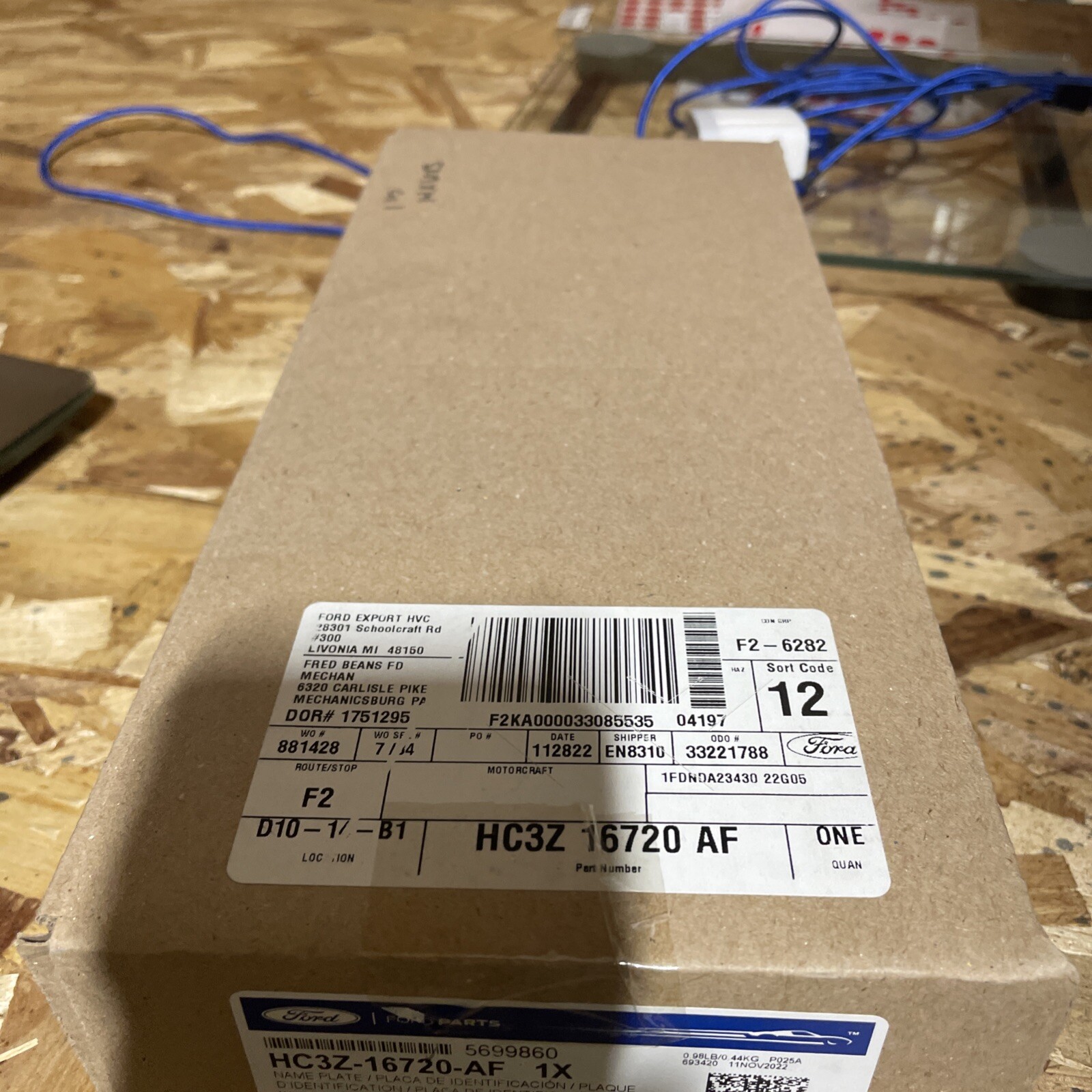 NEW OEM Ford F450 XL Fender Emblem Badge Left HC3Z-16720-AF F-450 XL 2017-2022 - Image 3