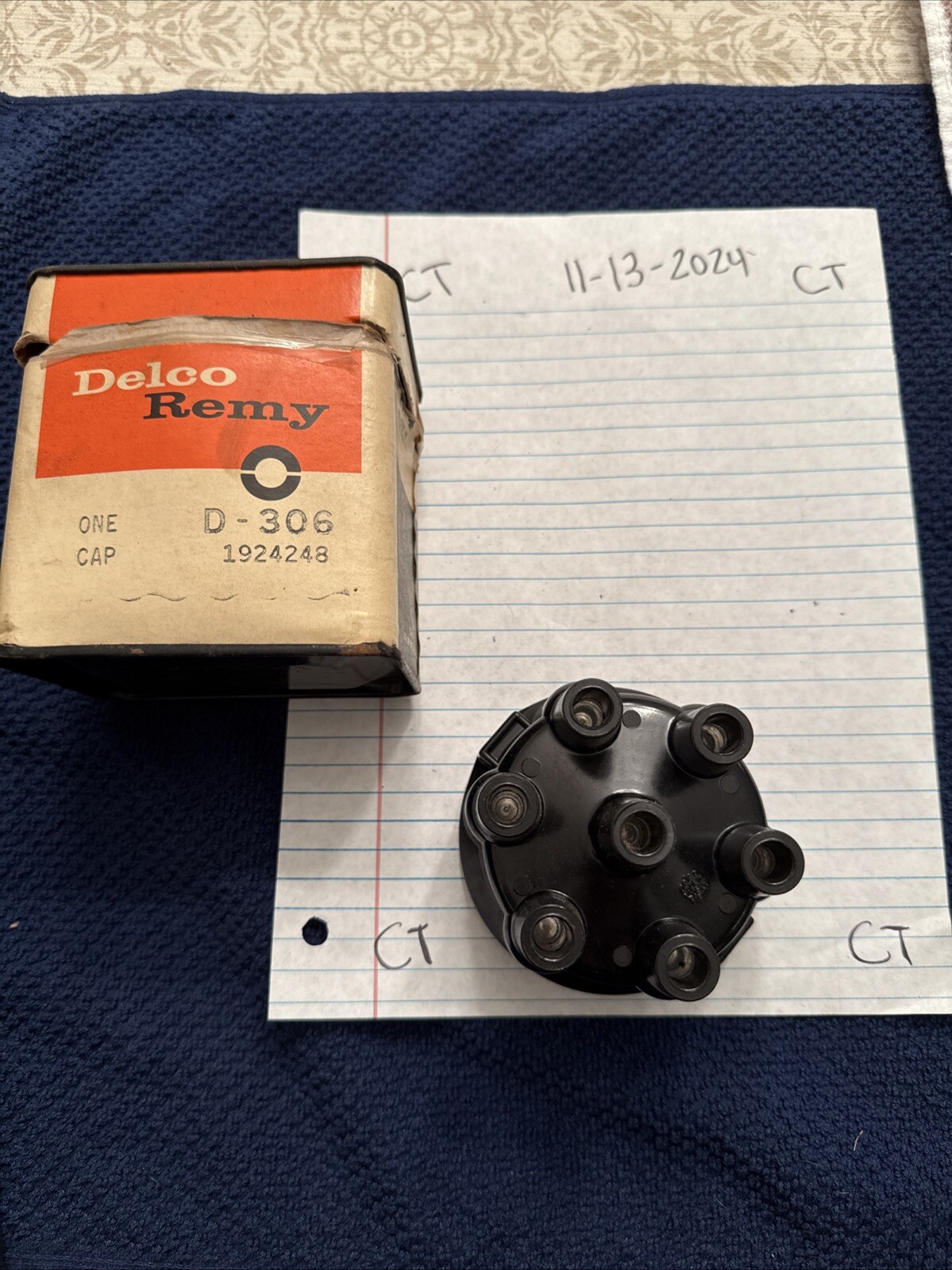 NOS 1953-62 CHEVY DISTRIBUTOR CAP D306 1924248 GM - Image 4