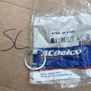 NOS GM RETAINER PART NO. 18003123 SOLD INDIVIDUALLY