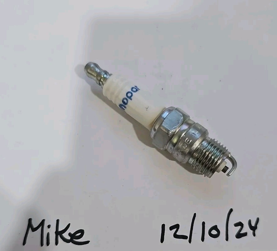 NOS MoPar OEM Spark Plug 558PR # 3874934 No SLeeve