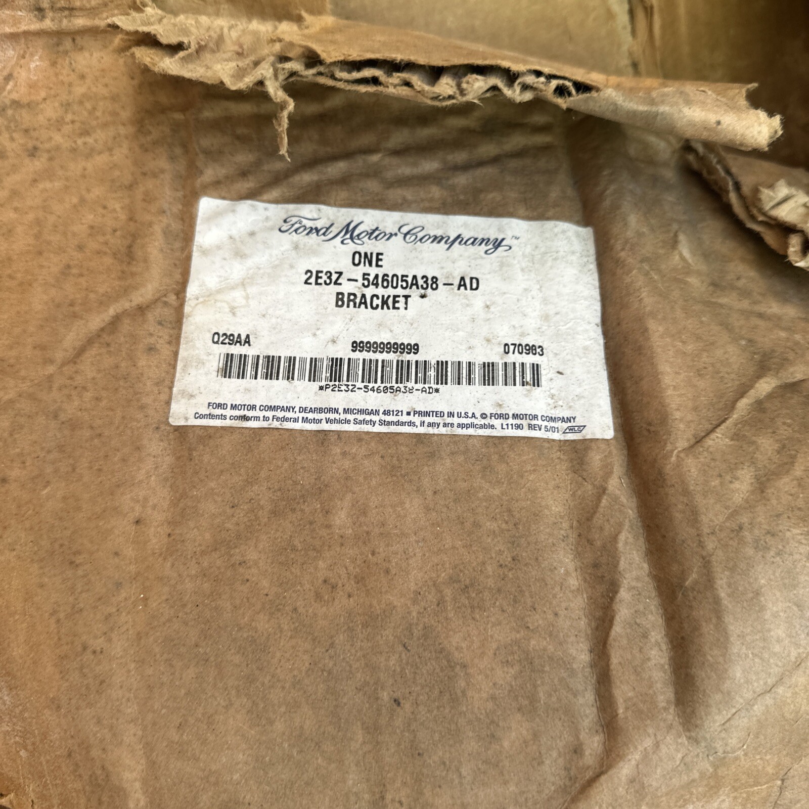 New OEM 2002 & Up Ford Bracket Assembly 2E3Z54605A38AD