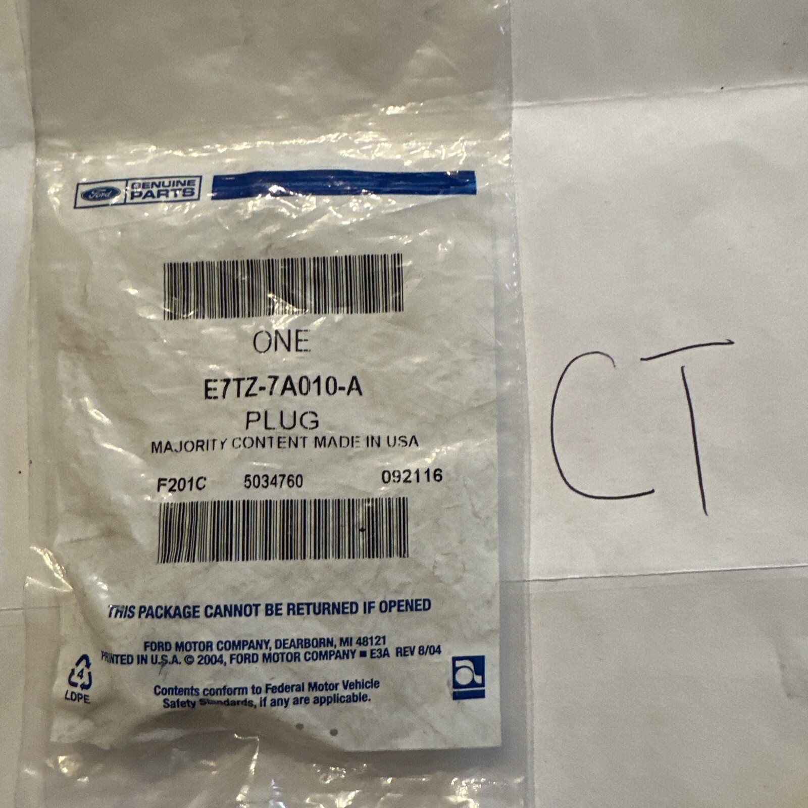 New OEM Ford E7TZ-7A010-A Plug NOS