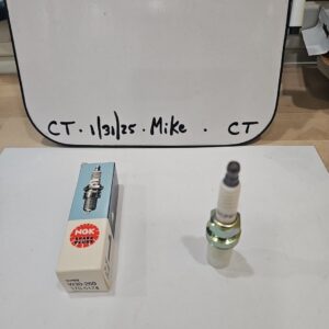 New Vintage Beck/Arnley NGK Spark Plugs BCP6ES / 176-5174 / W30-260