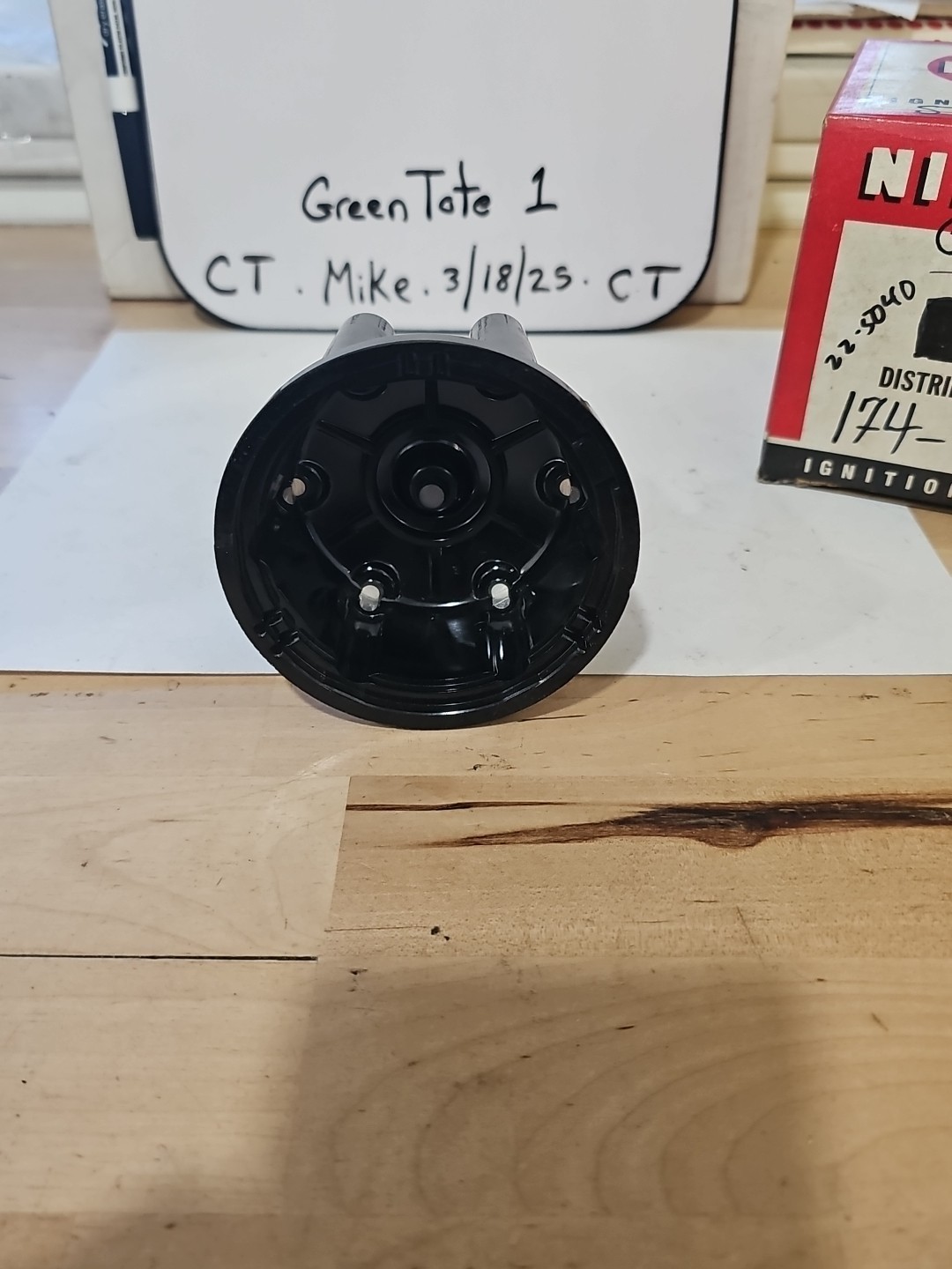 Niehoff / Standard Motor Products GB-425 Distributor Cap - Image 3