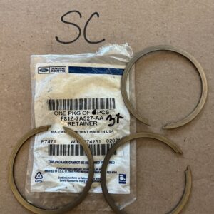 OEM 1998-2018 Ford E150 E250 E350 E450 Super Duty Retainer F81Z-7A527-AA QTY3