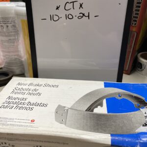 Parking Brake Shoes  Wagner  Z643