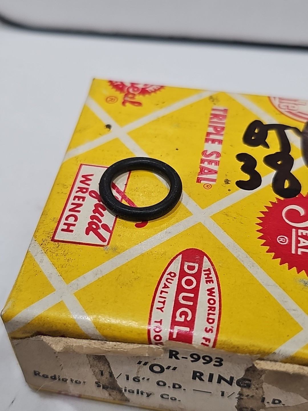 Radiator Specialty Co. NOS R-993 O-Ring 11/16"O.D.-1/2"I.D. 1 Pkg Of 38 - Image 3