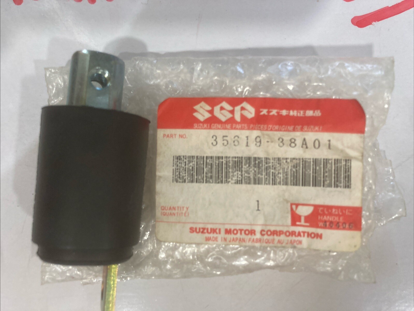 SUZUKI 1993 1994 1995 VS800 TURN SIGNAL INDICATOR STAY CUSHION MOUNT 35619-38A01 - Image 3