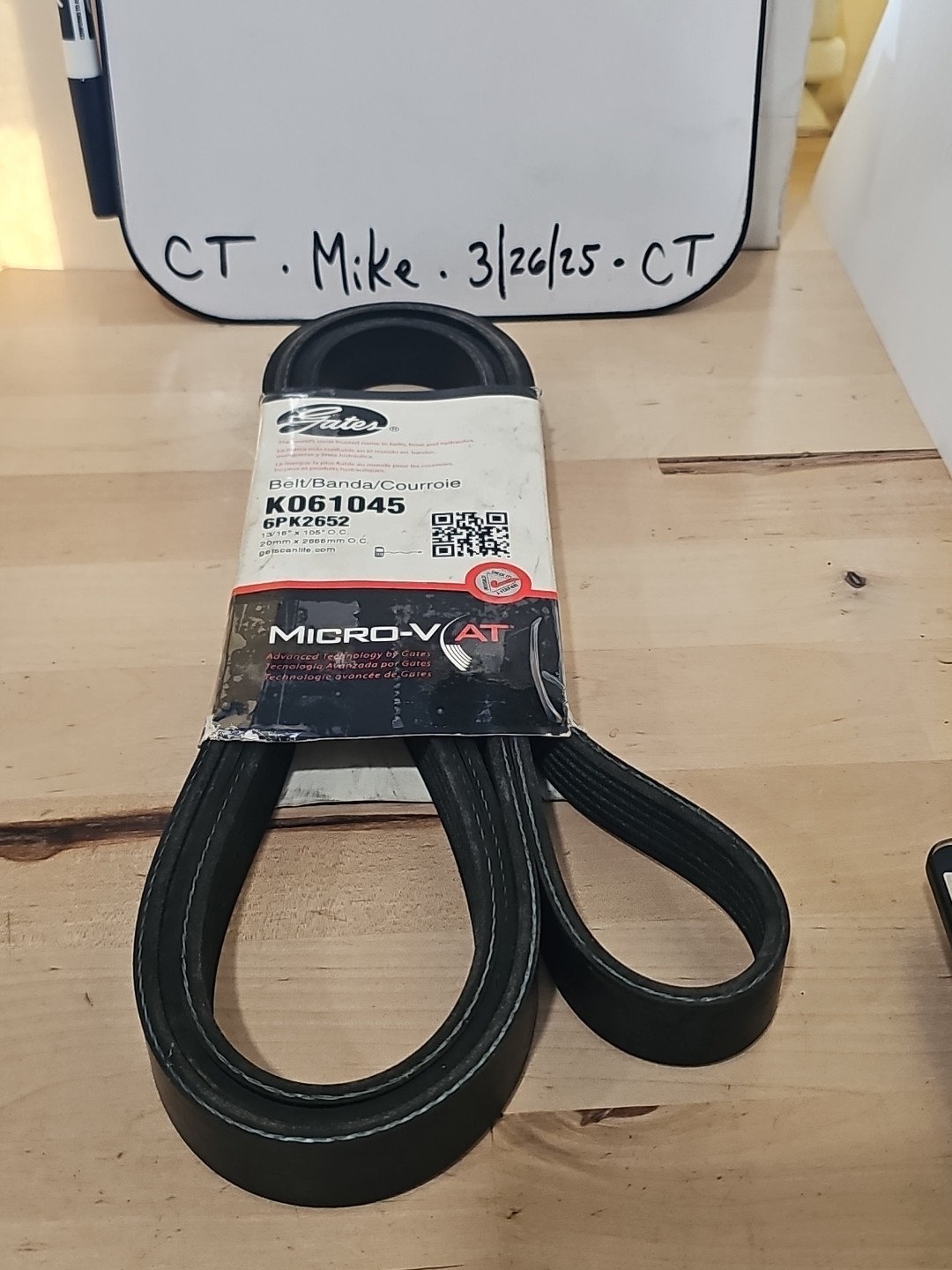 Serpentine Belt-Premium OE Micro-V Belt Gates K061045