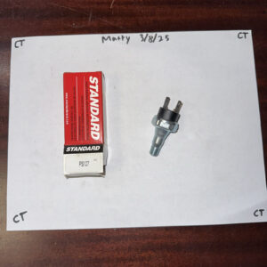 Standard Motor Products PS-127 Engine Oil Pressure Switch