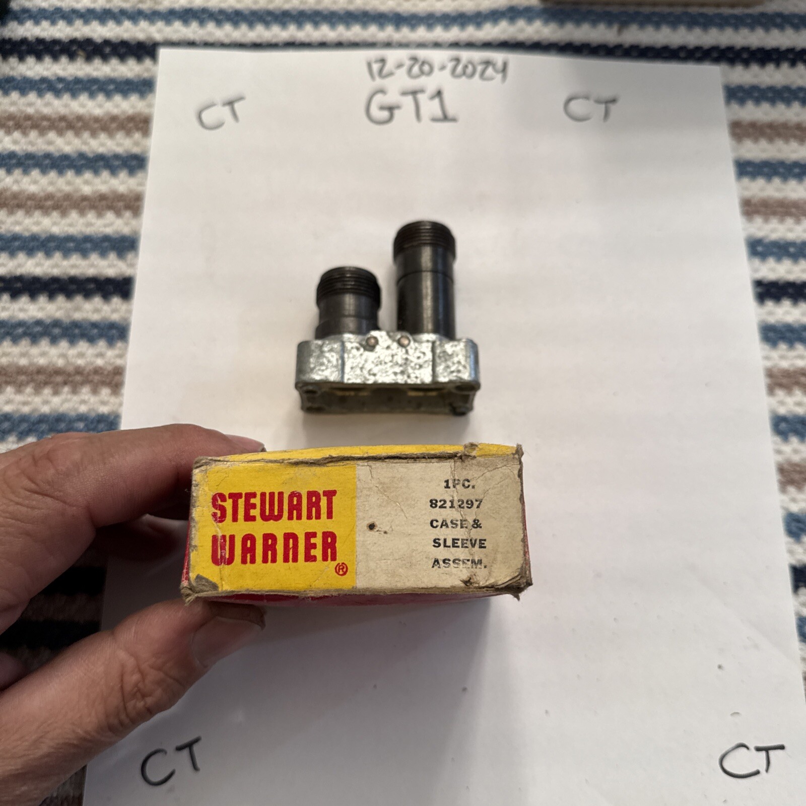 Stewart Warner Case &sleve 821297