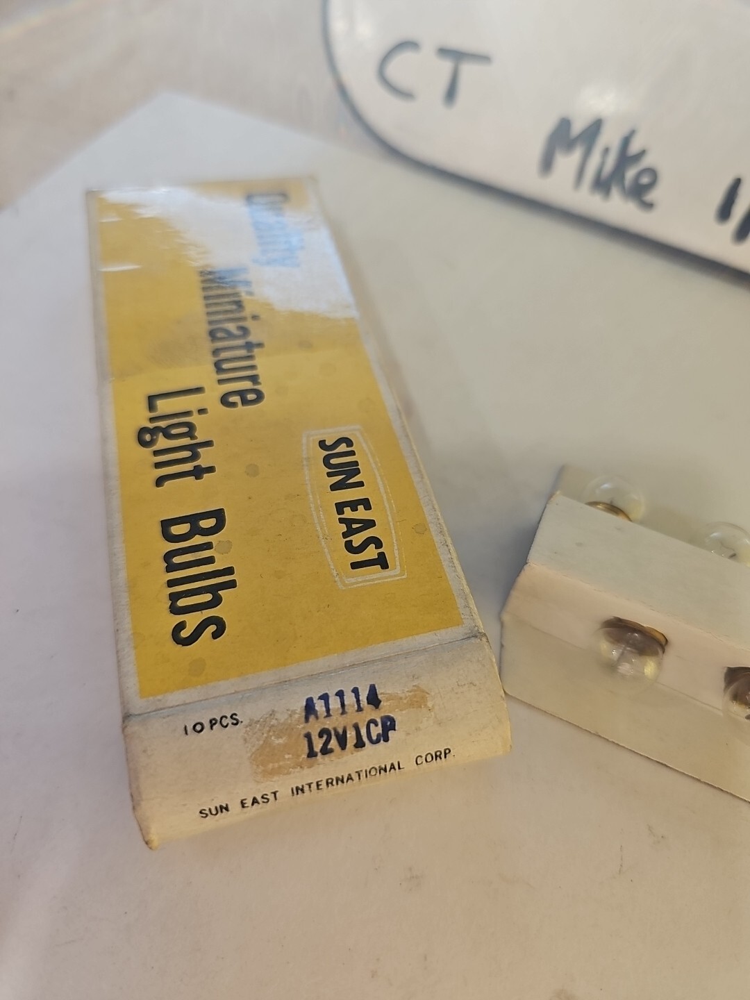 Sun East Miniature Light Bulbs A1114 12v 1cp (1 Pkg Of 10 Bulbs) - Image 3