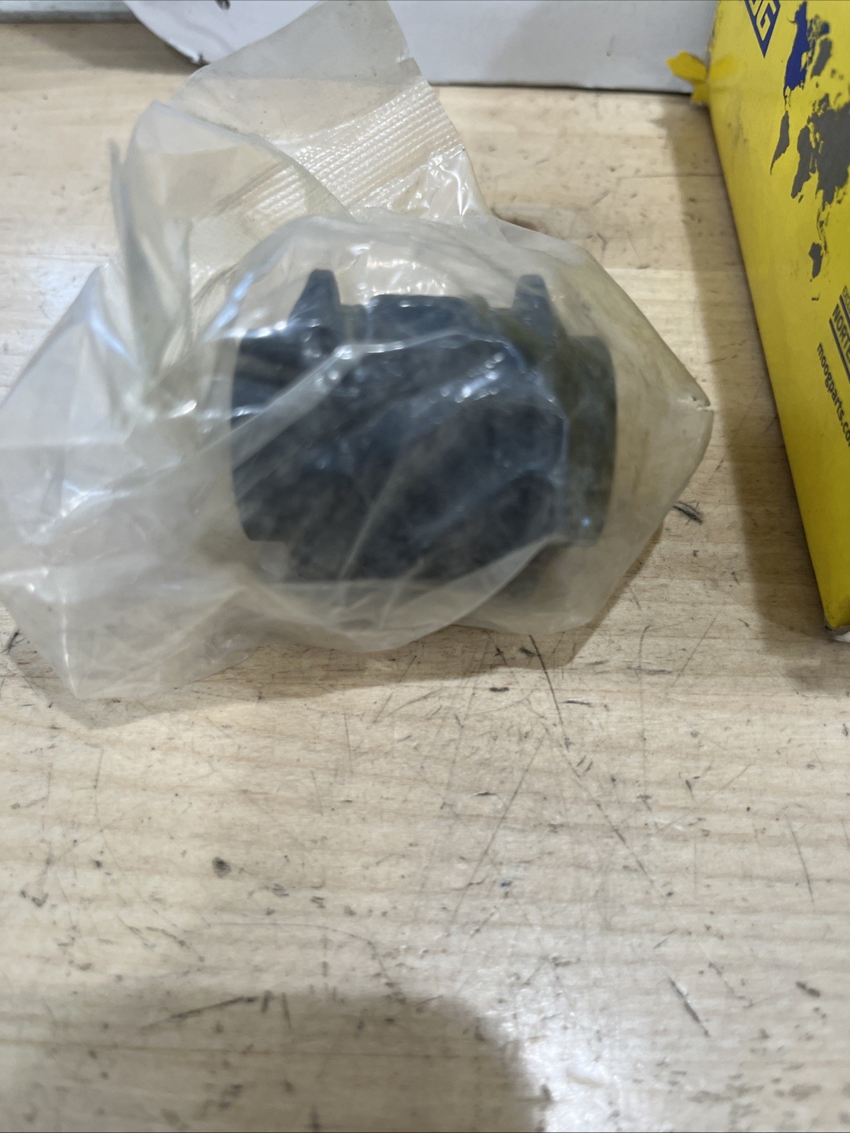 Suspension Track Bar Bushing Moog K201399 - Image 4