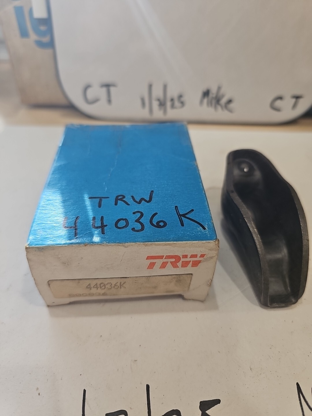 TRW 44036K Engine Rocker Arm Kit For 1962-1968 Ford Mercury 221 260 289 V8 - Image 3