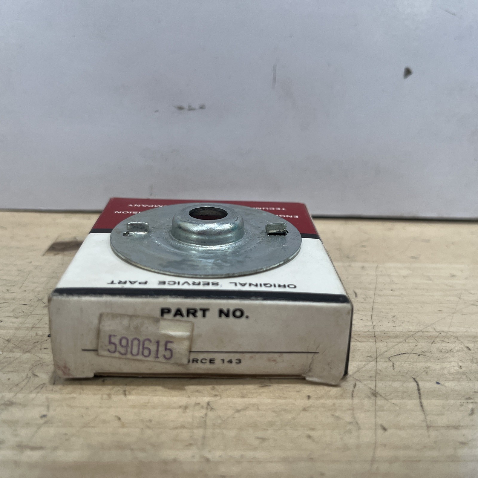 Tecumseh 590615 Starter Retainer - Image 4