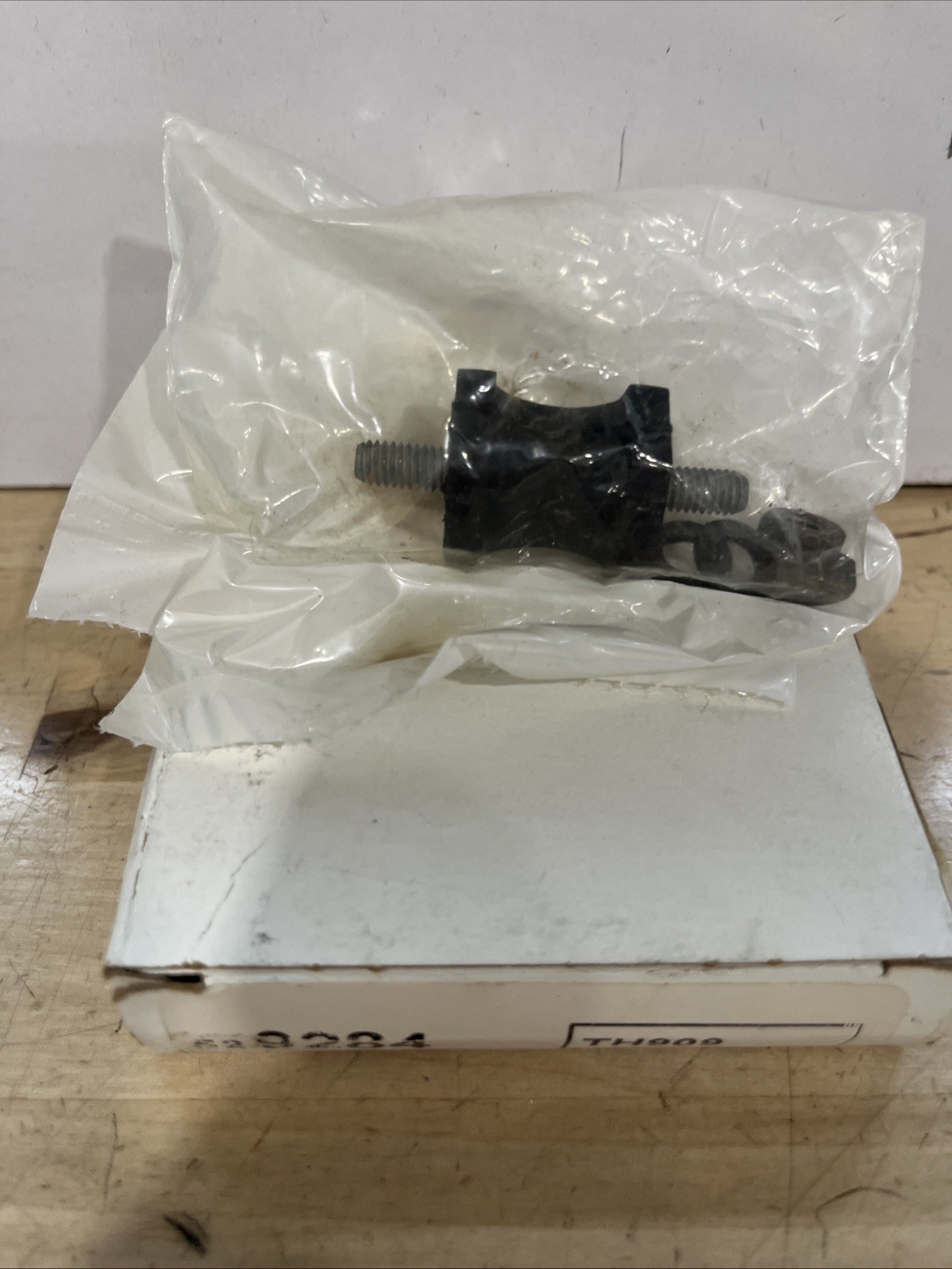 Walker Anti-Vibration Rubber Isolator Mount TH909 (52-9284) - Image 3