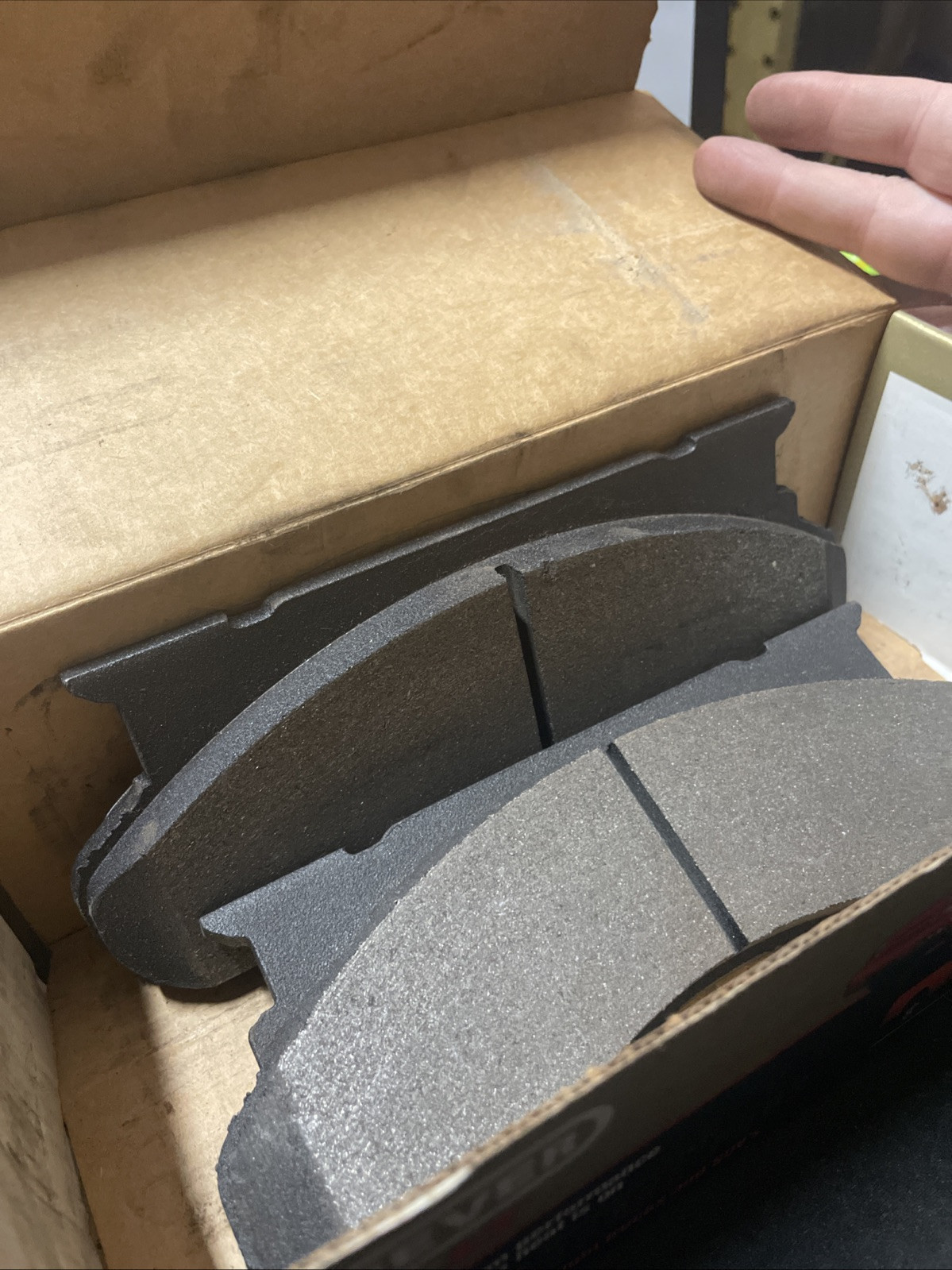 Wearever MKD 120 NEW IN BOX (Half Set Of 2 Pads)