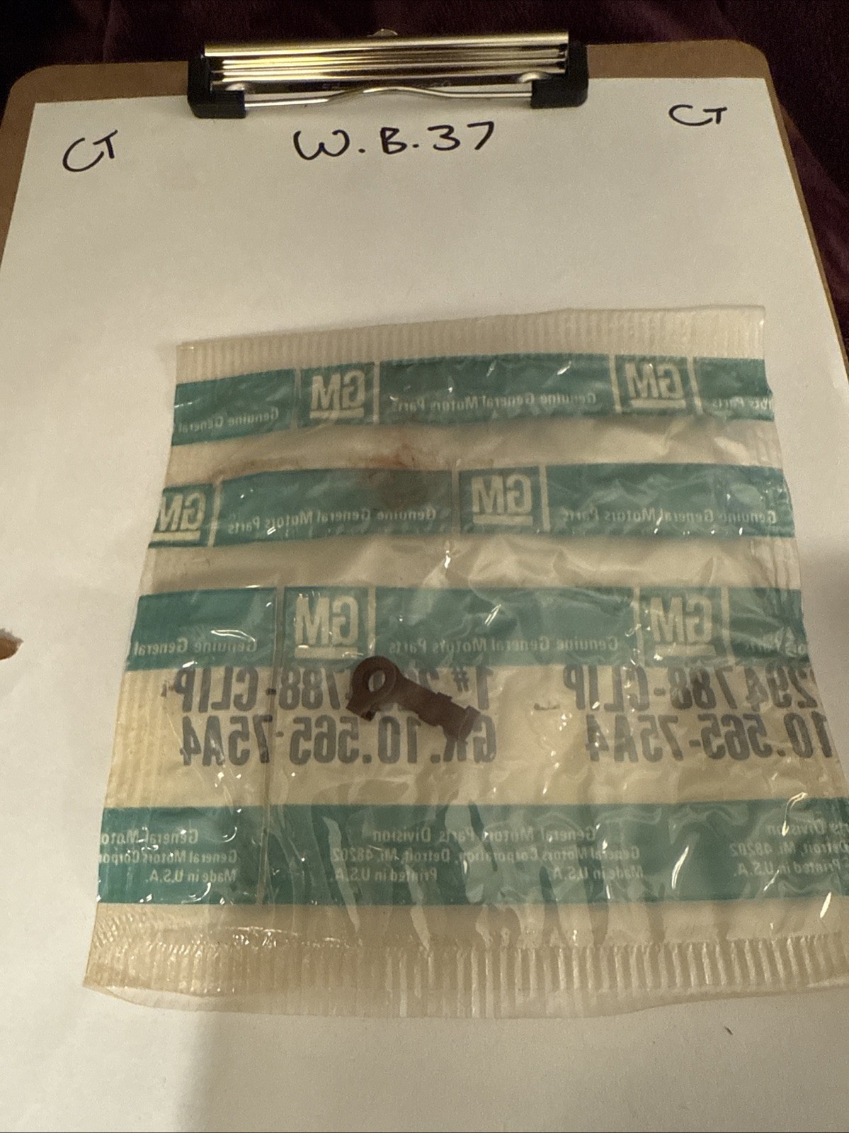 (1) 1958-1961 Chevrolet GM Tripower Linkage Clip 2294788 NOS - Image 3