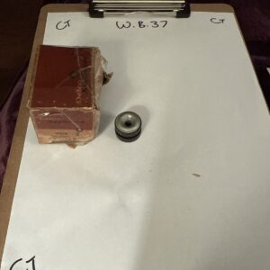 (1) GM 4911142 ORIGINAL NOS PART GROMMET OEM